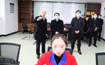 �´���ף�� �ػ�ů����--��������쵼ο��������ҫȼ����˾Ա��